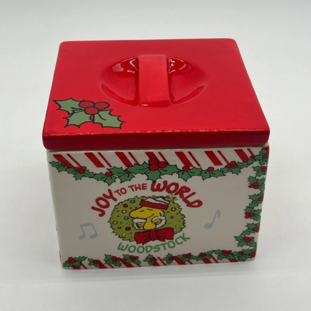 Peanuts Santa Snoopy Christmas Ceramic Box Holiday Tabletop Gibson With Lid